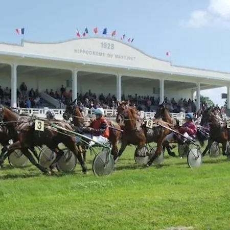La Boussole Centre Station Proche