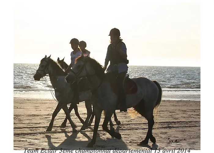 בית נופש La Boussole Centre Station Proche