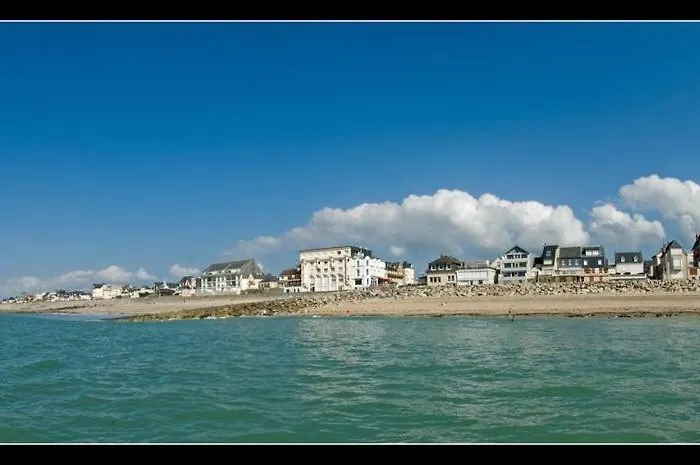 La Boussole Centre Station Proche
